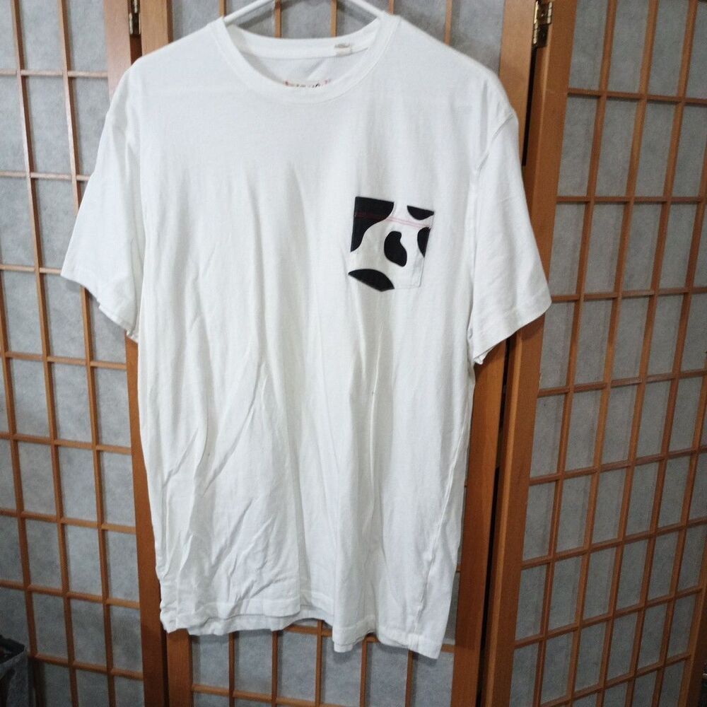 Eat Mor Chikin Cow Print Pocket T Shirt White XL Chick-fil-A Employee Tee